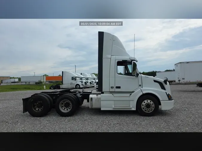 2018 Volvo VNL300