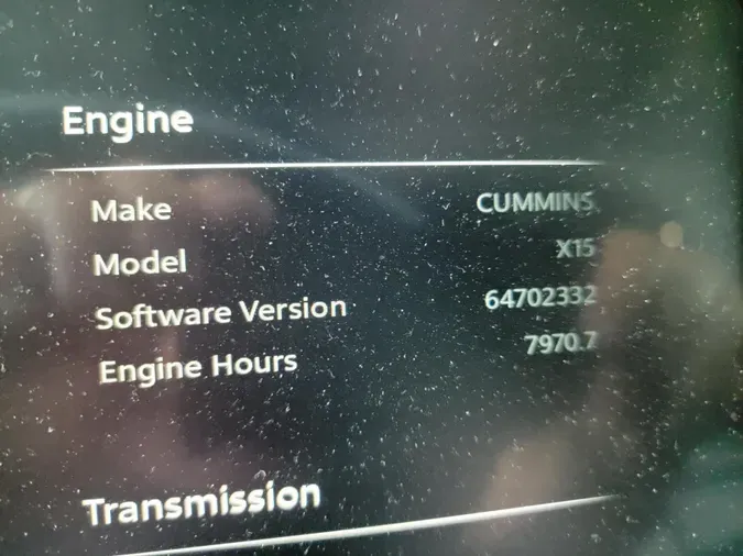 2023 Peterbilt 389