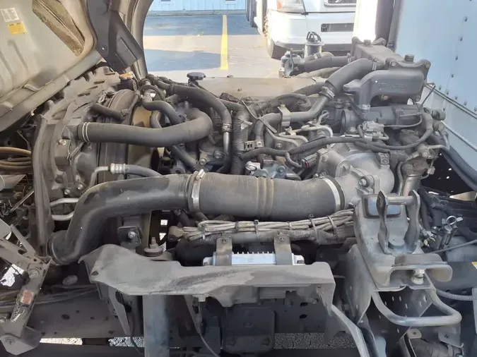 2017 ISUZU NPR