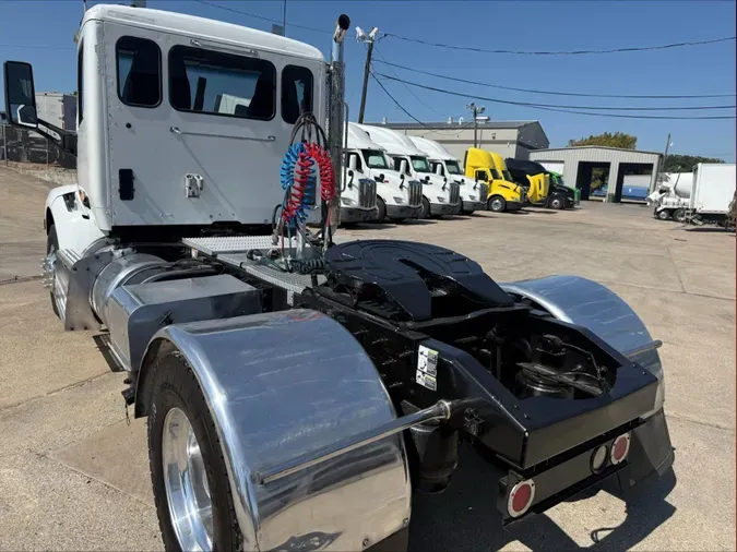 2017 Peterbilt 579