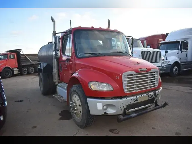 2013 FREIGHTLINER BUSINESS CLASS M2 106