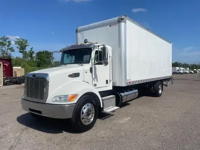 2020 Peterbilt 337