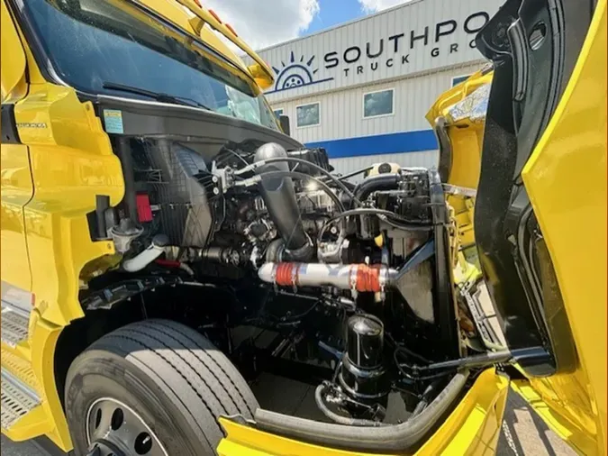 2022 Freightliner PT126SLP