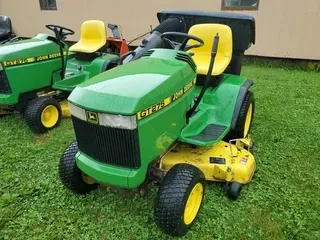 1997 John Deere GT275