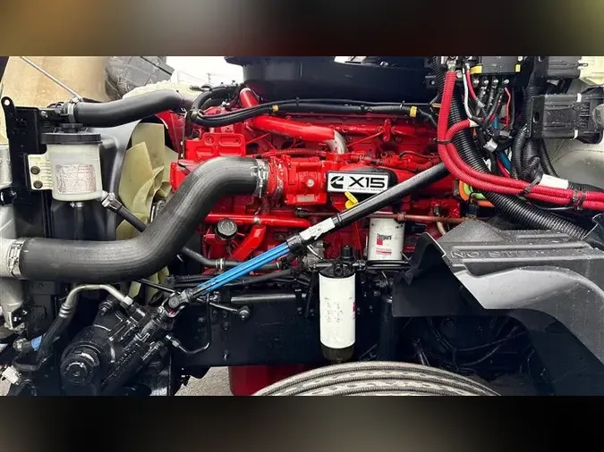 2019 INTERNATIONAL LT