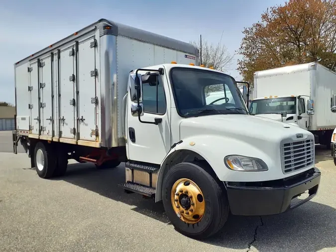 2019 FREIGHTLINER/MERCEDES M2 106