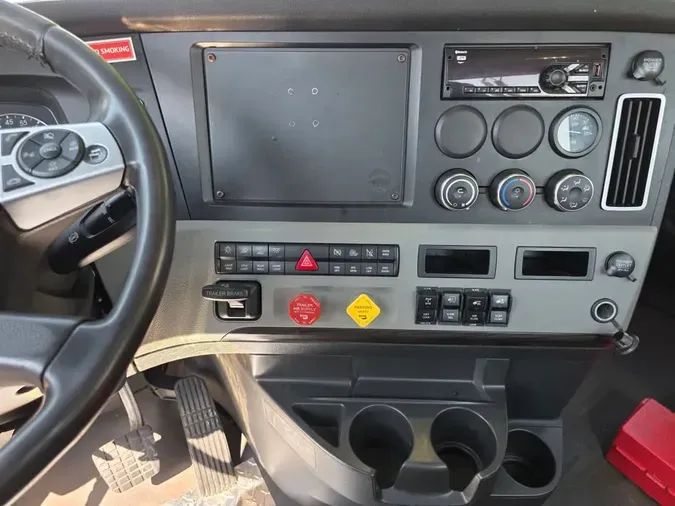 2019 FREIGHTLINER NEW CASCADIA 126