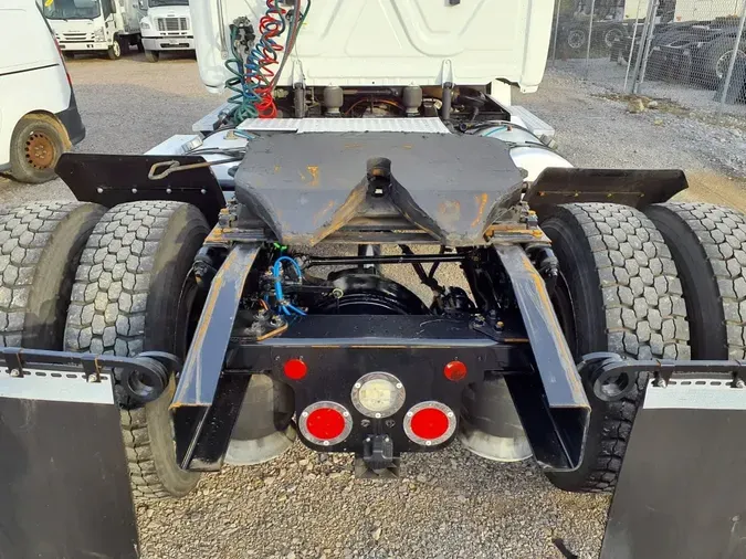 2019 FREIGHTLINER/MERCEDES NEW CASCADIA 1266e818d1b71751754f1355032826a2f33