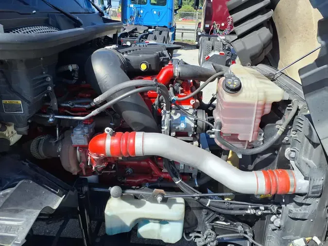 2020 NAVISTAR INTERNATIONAL LT625 DAYCAB T/A