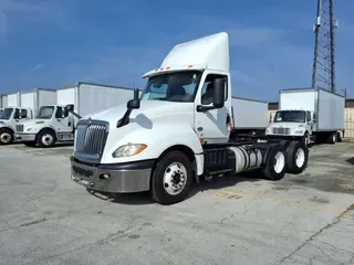 2019 NAVISTAR INTERNATIONAL LT625 DAYCAB T/A