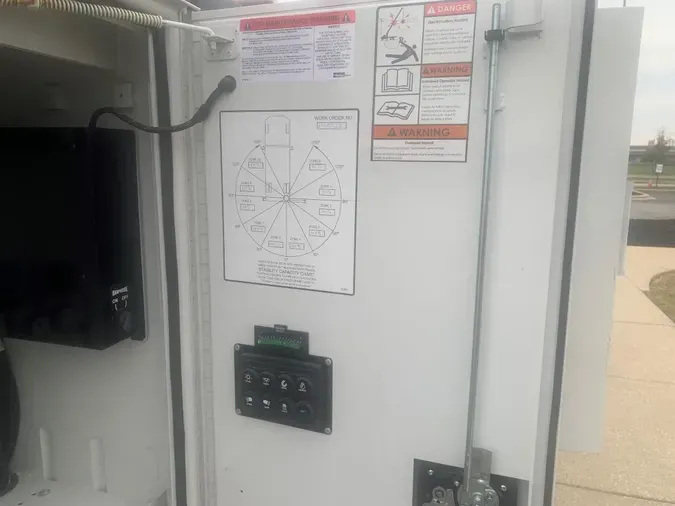 2024 MACK MD MD6 Knapheide 11'