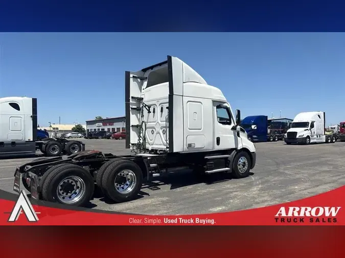 2022 FREIGHTLINER CA116