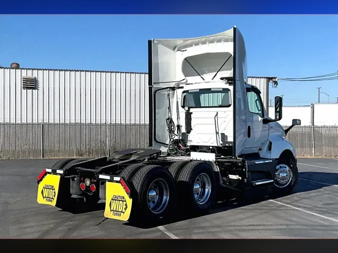 2021 INT LT625 6x4