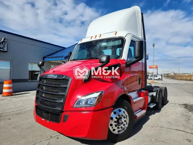 2023 FREIGHTLINER Cascadia 1266e94f65d4d6e855fa52e7c11435675d8