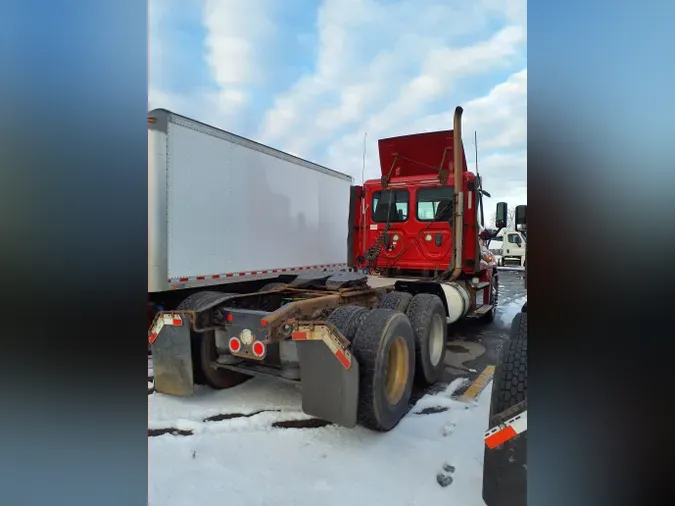 2017 FREIGHTLINER/MERCEDES CASCADIA 125