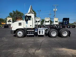 2021 MACK AN64T