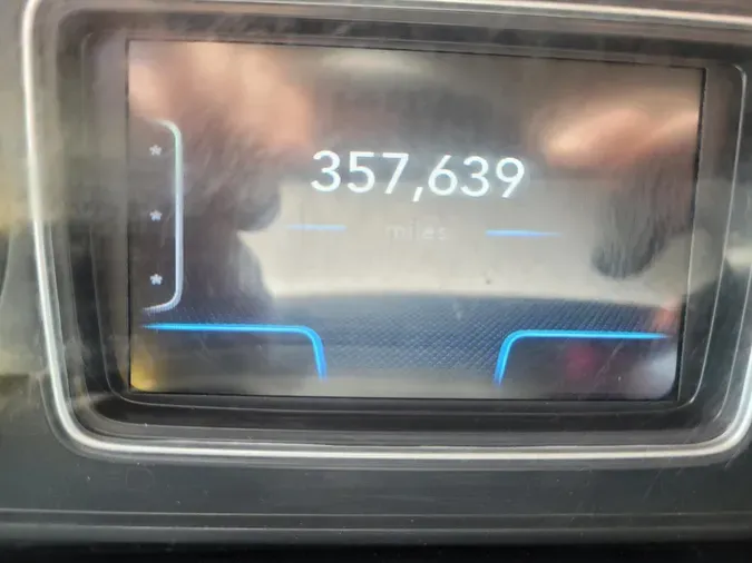 2023 International LT625