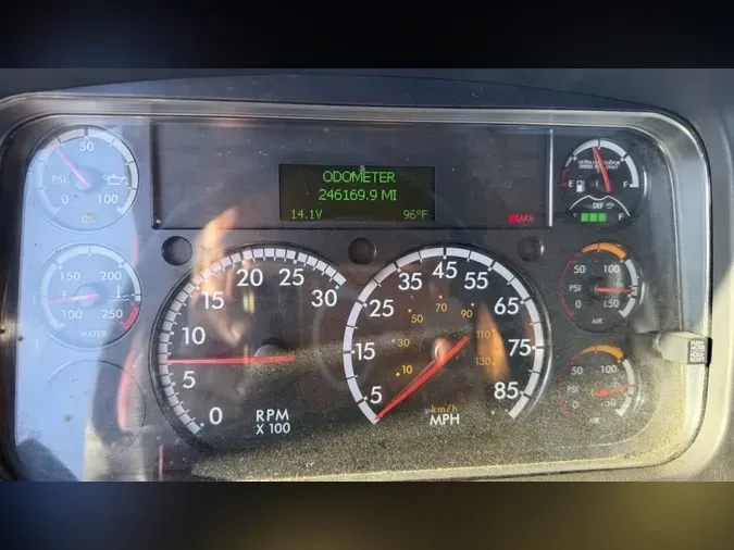 2020 FREIGHTLINER/MERCEDES M2 106