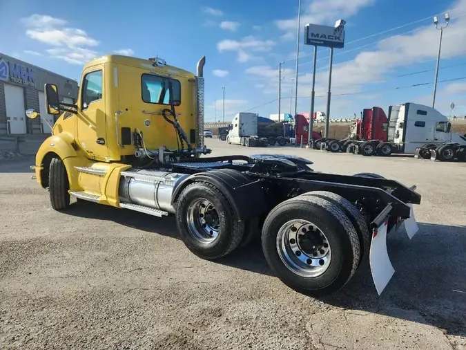 2016 KENWORTH T680