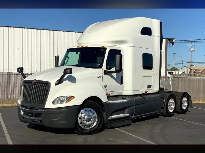 2022 INT LT625 6x4