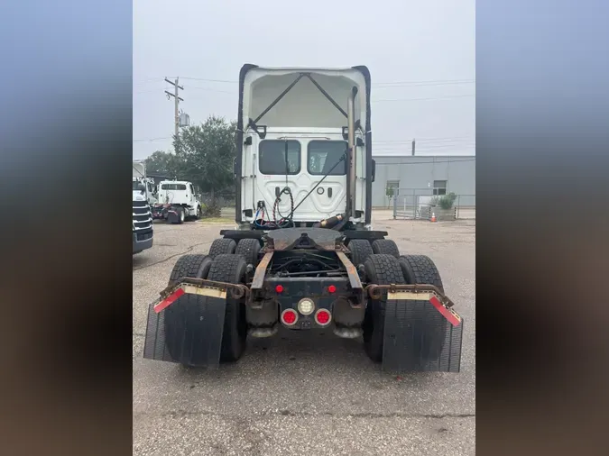 2020 FREIGHTLINER/MERCEDES CASCADIA 1256ea0e20846a1e76d94f967b7a57aaf92