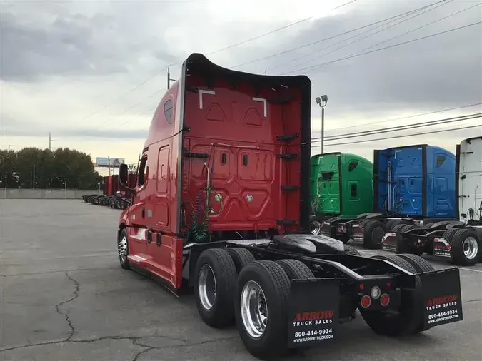 2022 FREIGHTLINER CA126