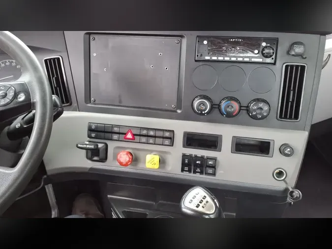 2021 FREIGHTLINER/MERCEDES NEW CASCADIA PX126646ea3305e8f1b10083aa42b8c82697425
