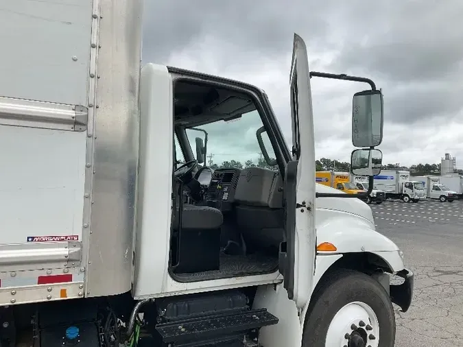 2019 International 4300