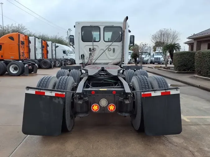 2020 FREIGHTLINER/MERCEDES CASCADIA 125