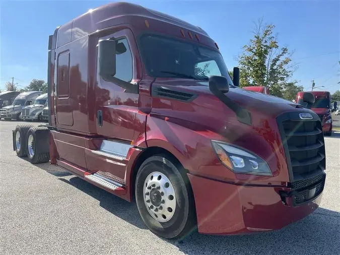 2019 FREIGHTLINER CA126