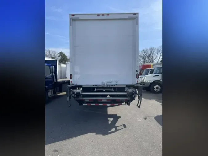 2019 FREIGHTLINER/MERCEDES M2 106