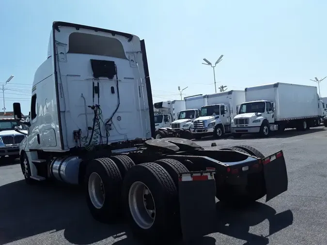 2019 FREIGHTLINER CASCADIA