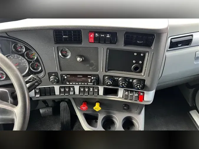 2021 KENWORTH T680