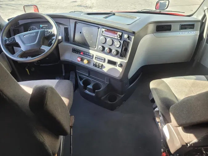 2022 Freightliner Cascadia