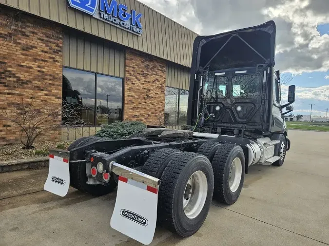 2021 FREIGHTLINER Cascadia 1166eb0c8ee85a2ff1e304d265a2716f579