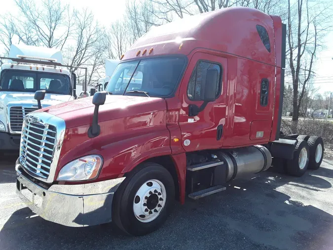 2019 FREIGHTLINER/MERCEDES CASCADIA 1256eb52b86e9bde9d68a3497b29deb09ff