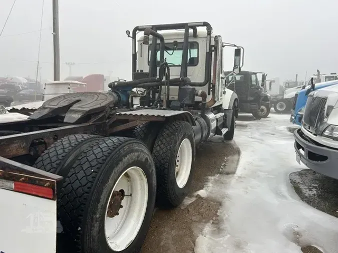 2012 MACK GRANITE GU713