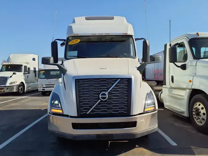 2020 VOLVO VNL64T-760
