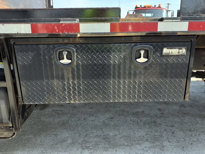 2019 FREIGHTLINER/MERCEDES M2 106