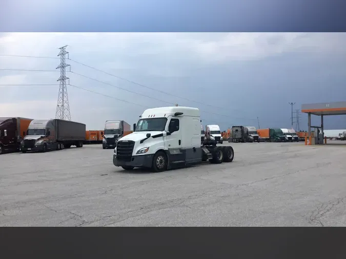 2022 Freightliner Cascadia 1266ebdfdde446272f06bb672a65b215e60
