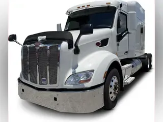 2022 Peterbilt 579