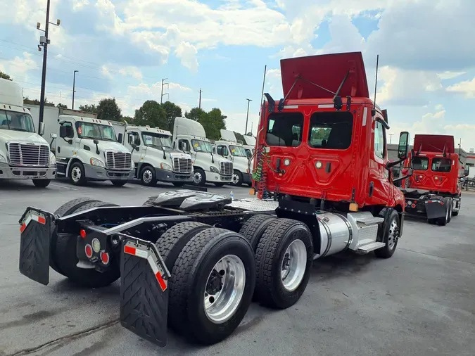 2019 FREIGHTLINER/MERCEDES NEW CASCADIA PX12664