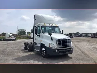 2019 Freightliner Cascadia 125