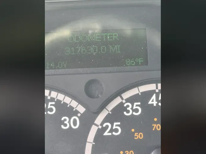 2019 FREIGHTLINER/MERCEDES M2 106