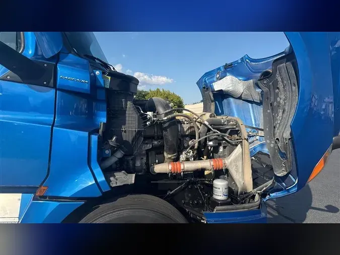2021 FREIGHTLINER CA126