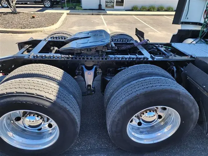 2021 INTERNATIONAL LT625