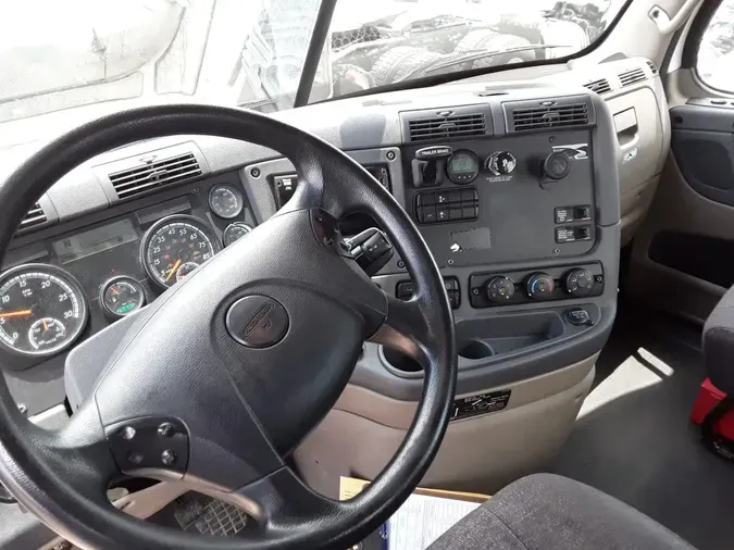2020 FREIGHTLINER CASCADIA 125