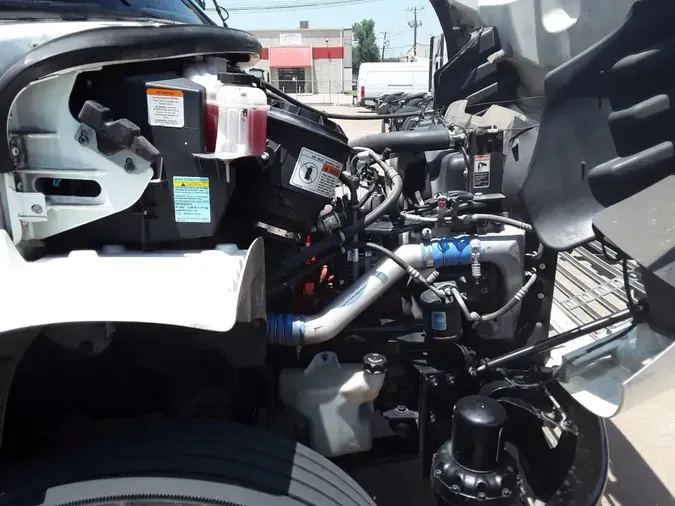 2017 FREIGHTLINER M2 106