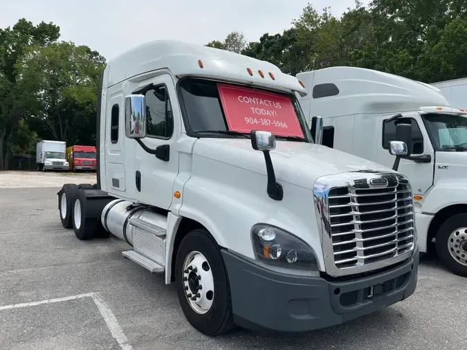 2019 FREIGHTLINER CASCADIA 125