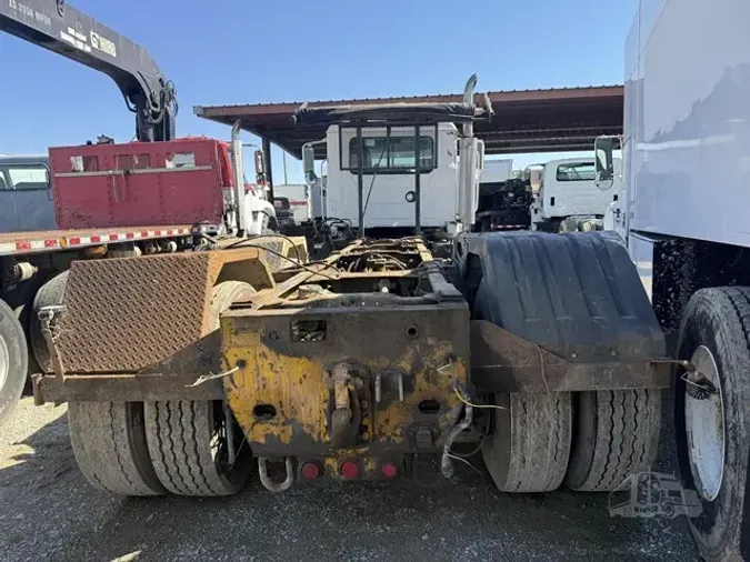 2005 MACK GRANITE CV713